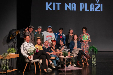 Predstava Kit na plaži (3)